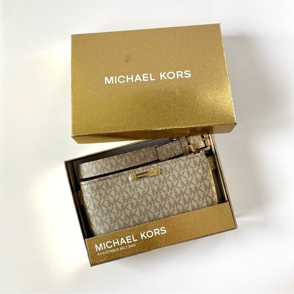 *NEW IN BOX* MICHAEL KORS Belt Bag Adjustable Metallic Logo Gold & Logo Keychain - Picture 3 of 13